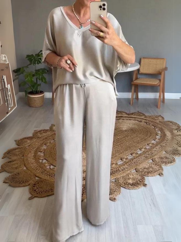 Casual Two-Piece Suit with V-Neck