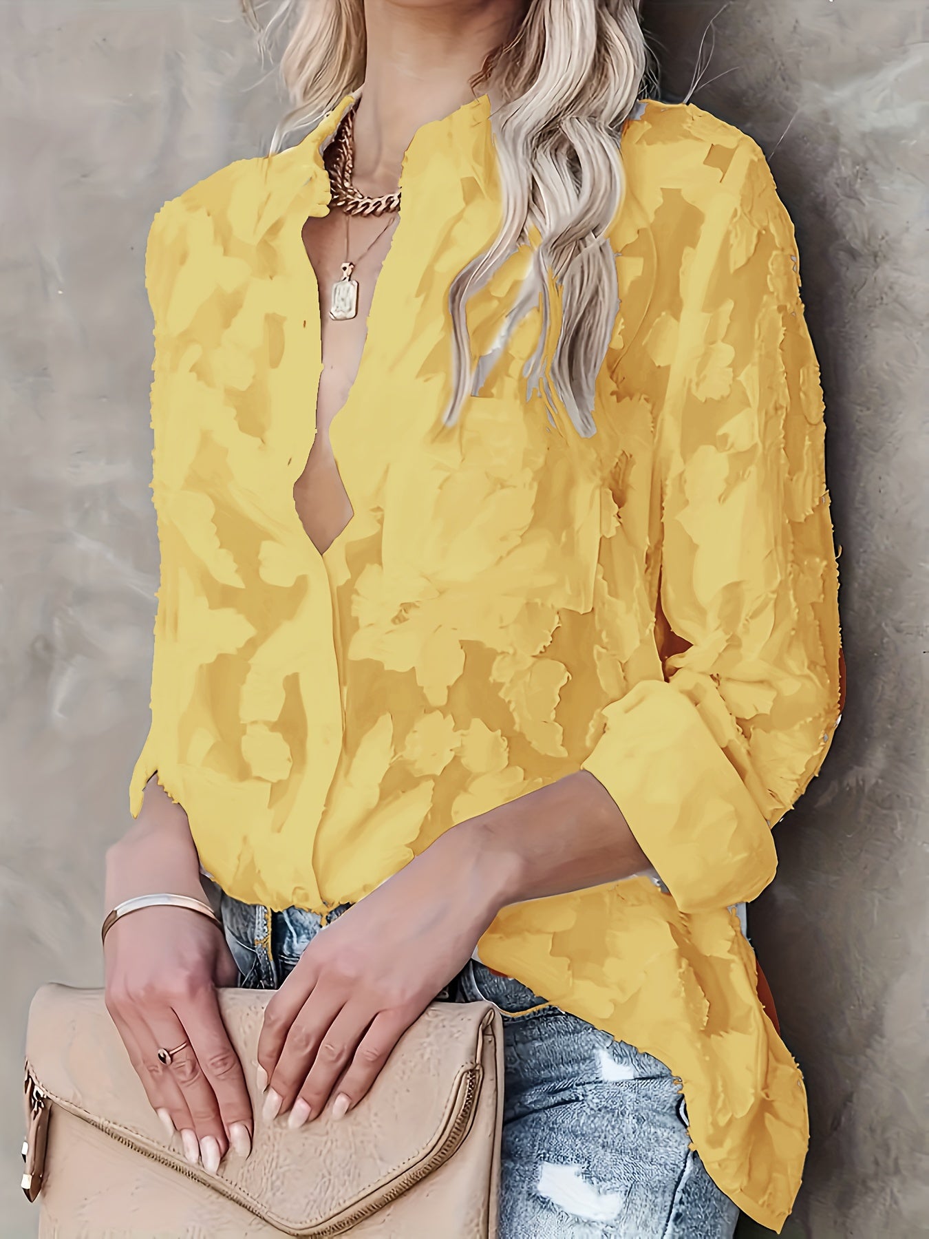 Floral Keyhole Neck Ruffle Sleeve Blouse