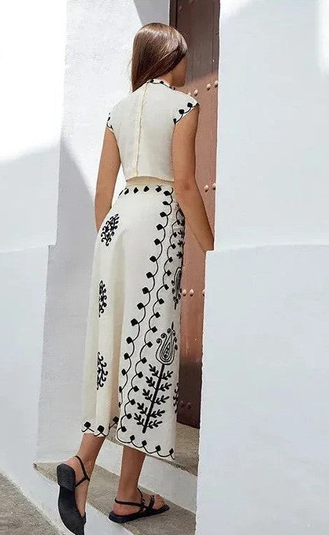 Elegant Two-Piece Set – Top & Long Skirt