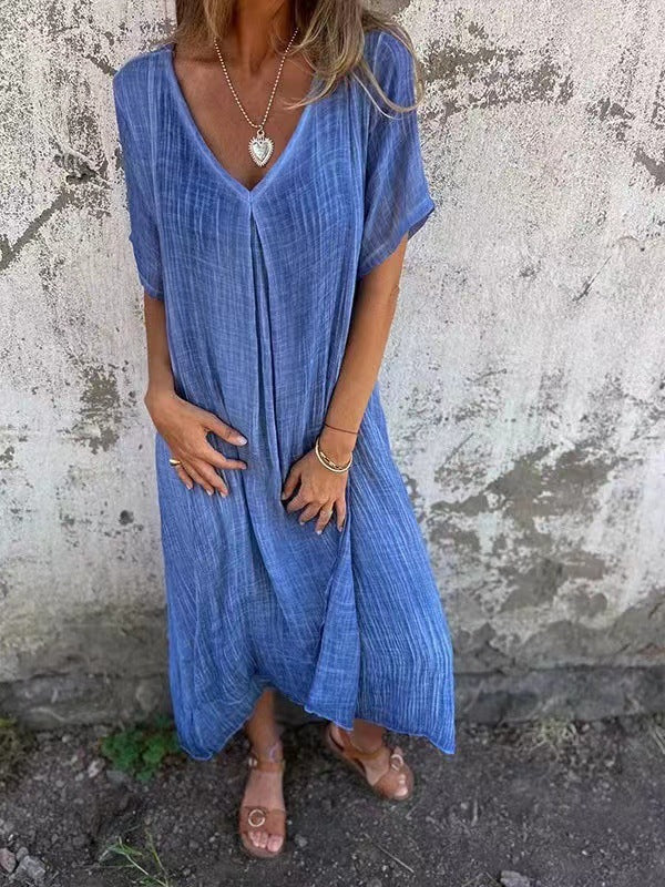Comfortable dress with V-neck