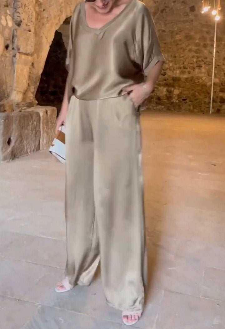 Casual Two-Piece Suit with V-Neck