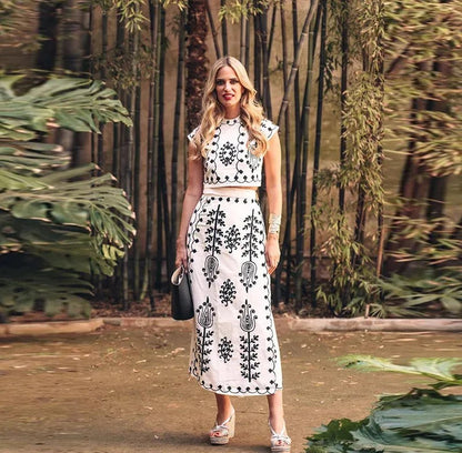 Elegant Two-Piece Set – Top & Long Skirt