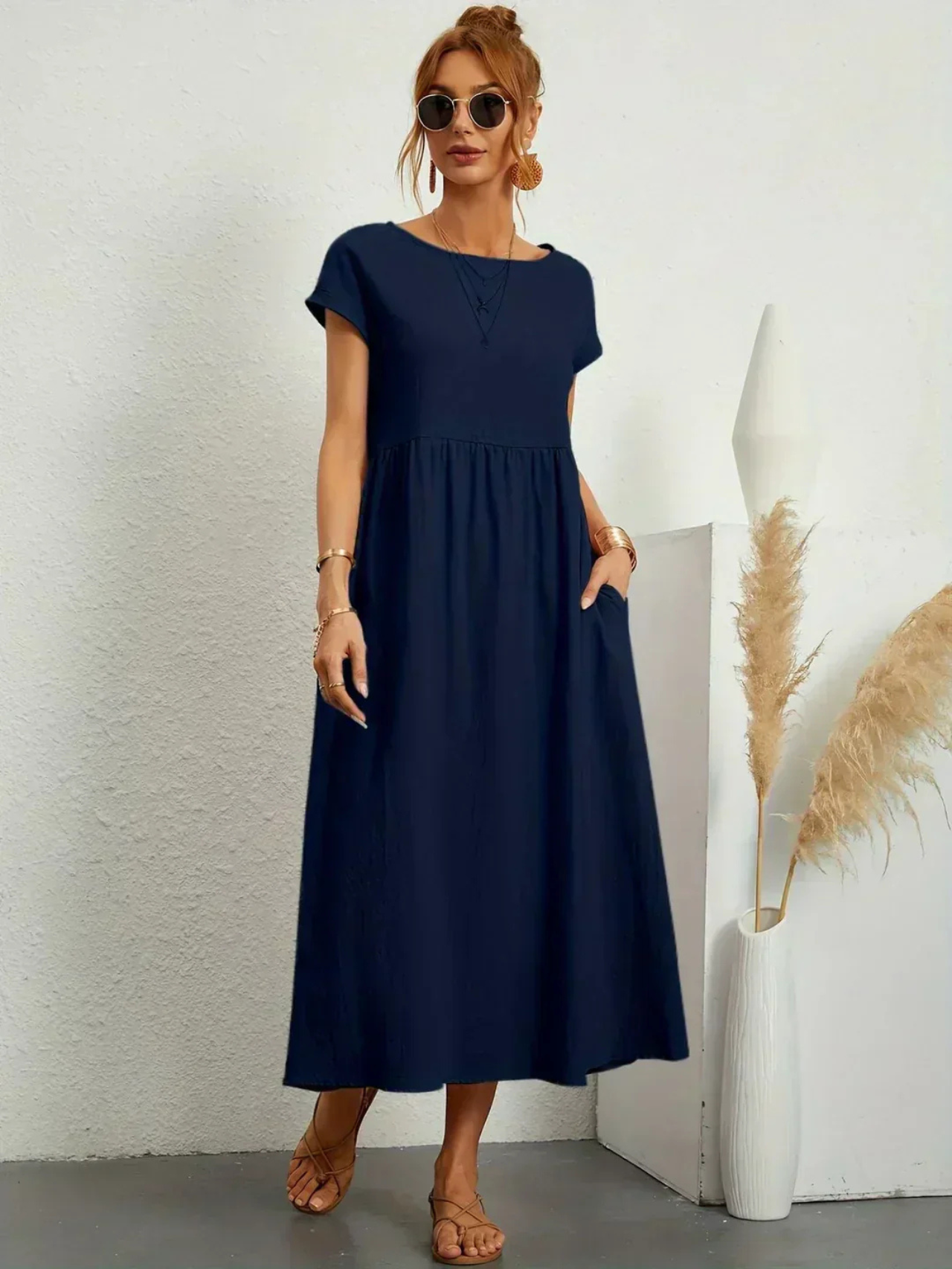 Elegant Round Neck Dress