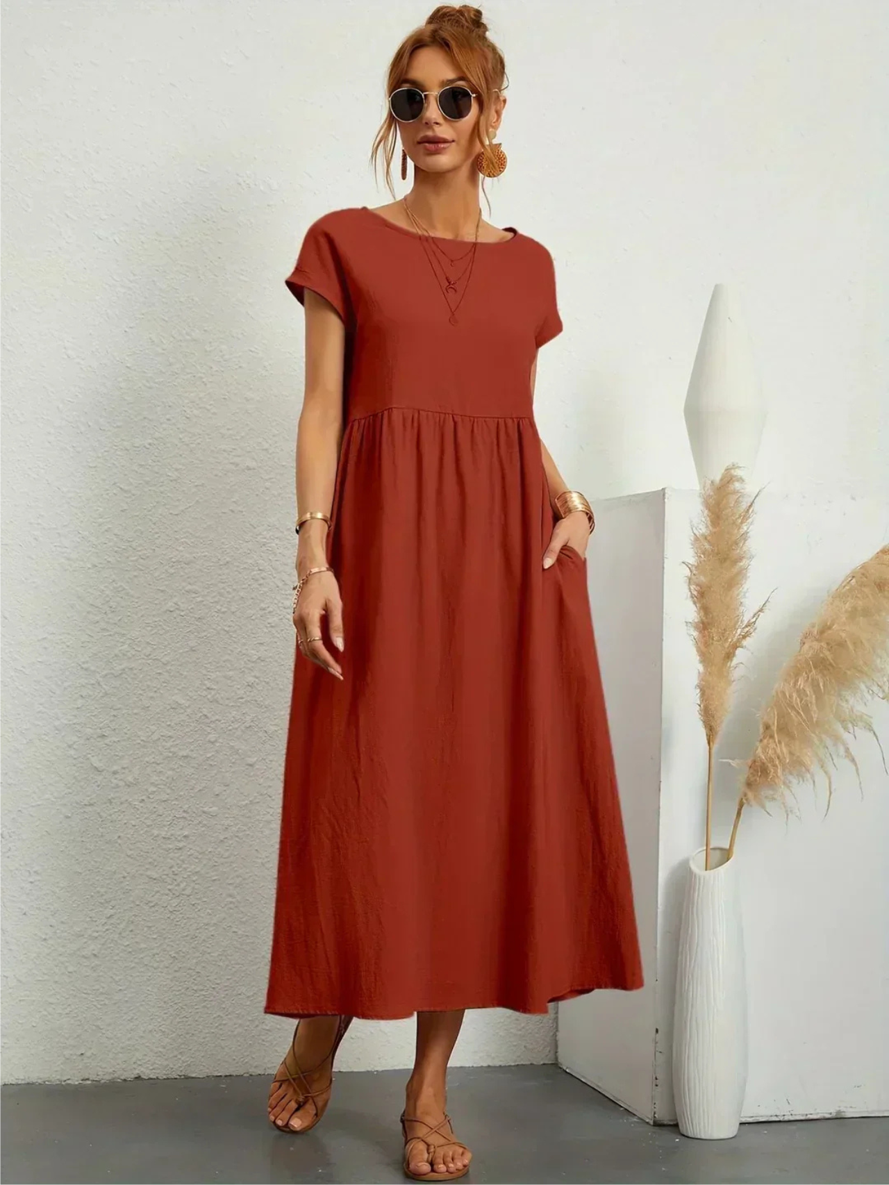 Elegant Round Neck Dress