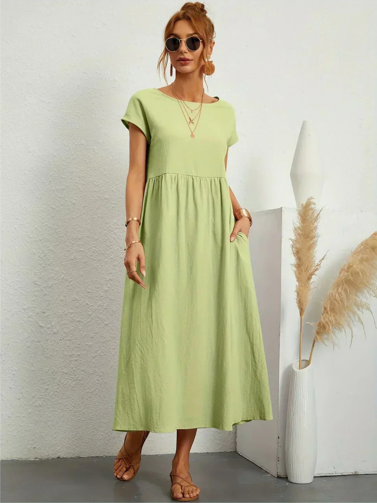 Elegant Round Neck Dress