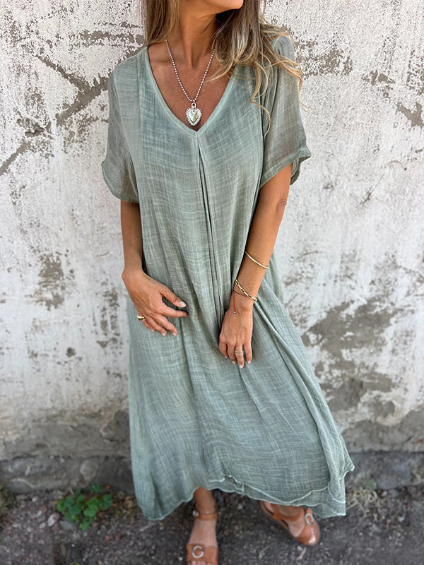 Comfortable dress with V-neck