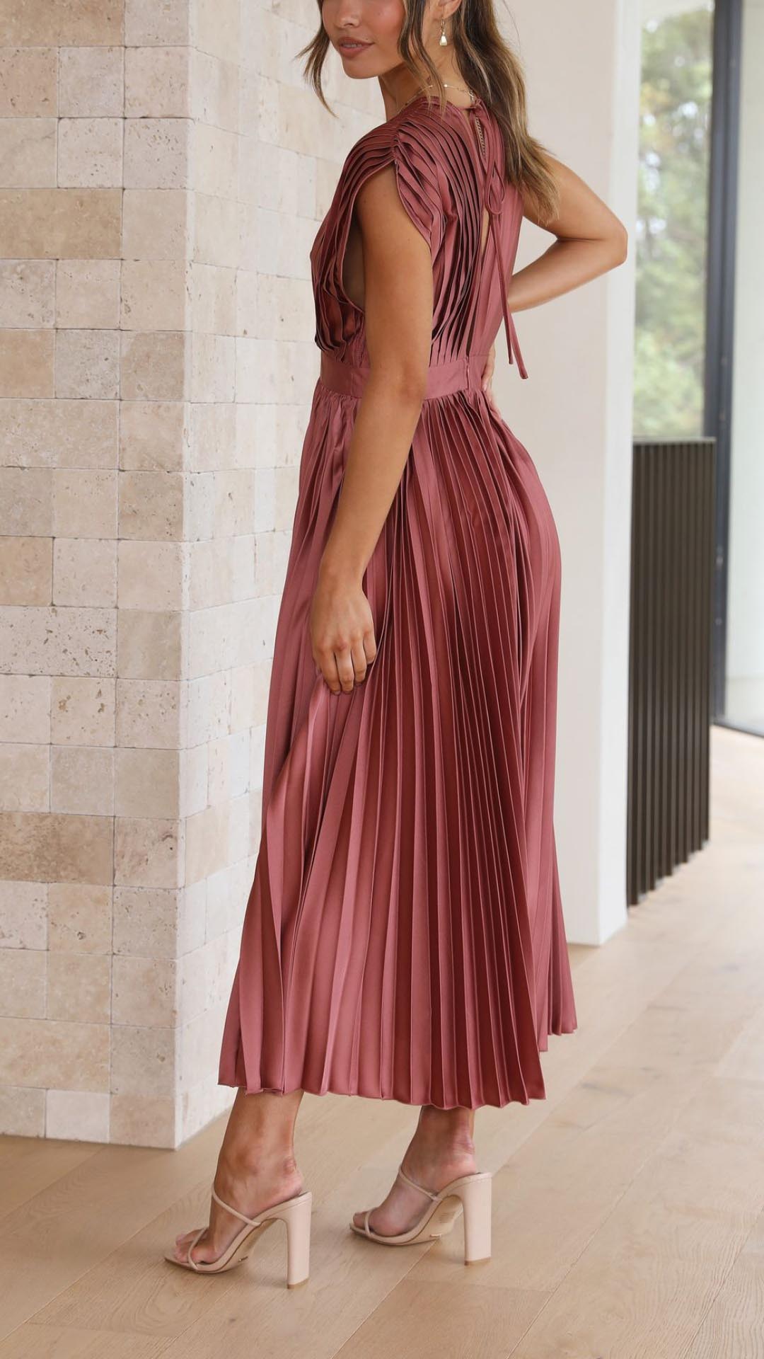 Elegant Pleated Dress