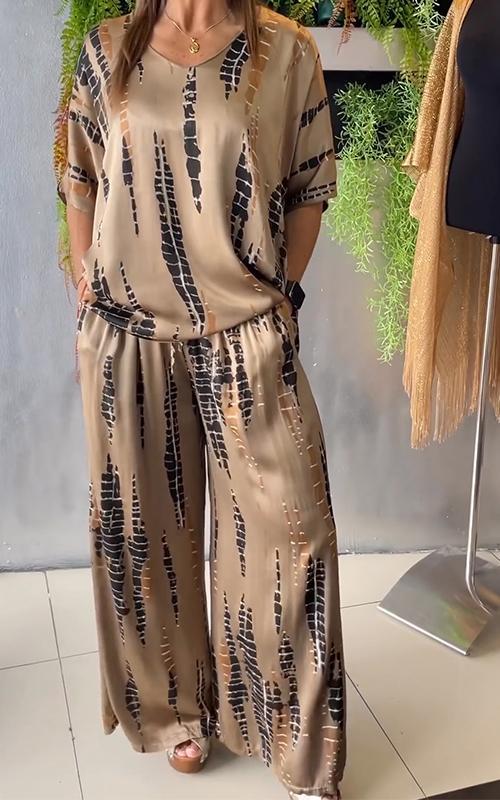 Casual Two-Piece Suit with Round Neck