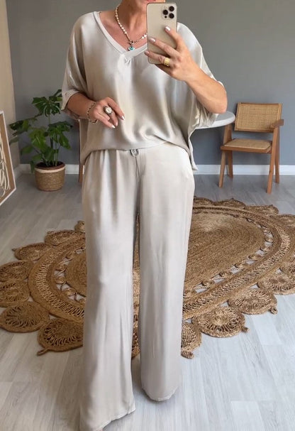 Casual Two-Piece Suit with V-Neck