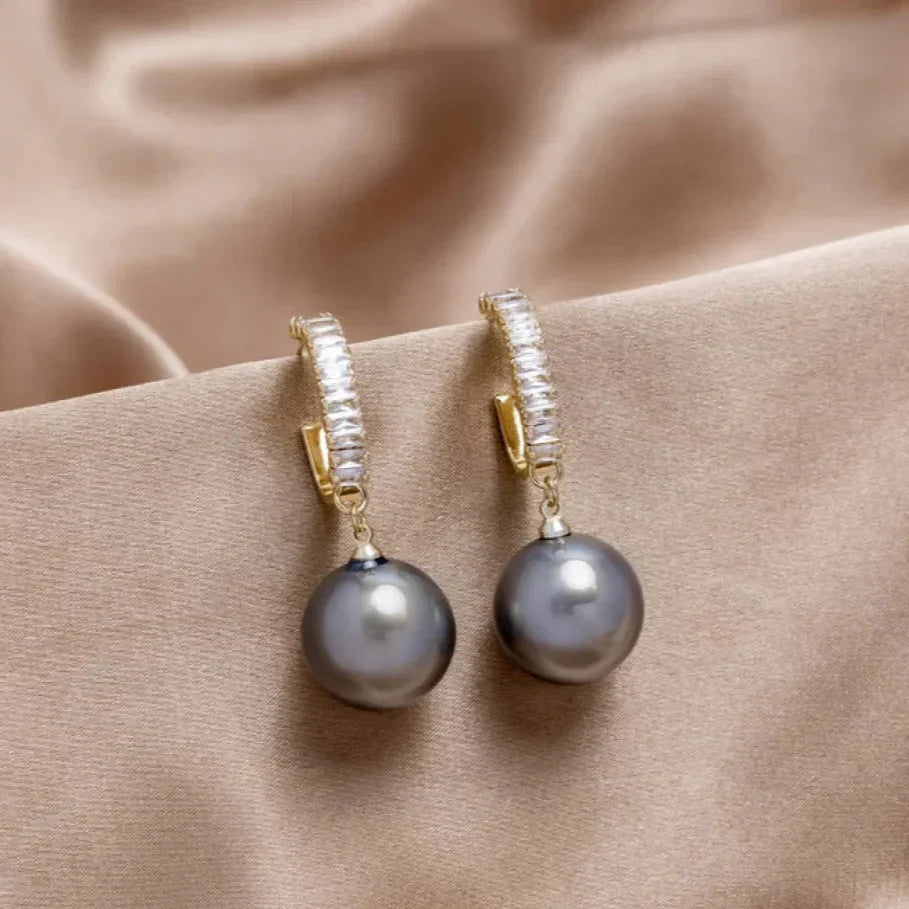 Alanna – Luxury Pearl and Zirconia Earrings