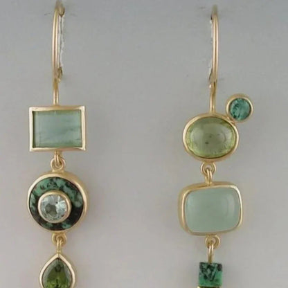 Amy – Vintage Green Dangling Earrings